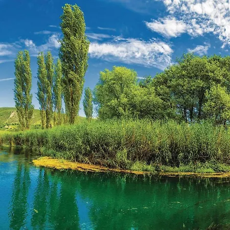 1 Bedroom Lovely In *