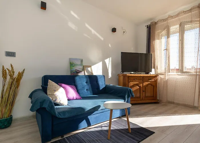 1 Bedroom Lovely In