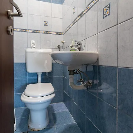 1 Bedroom Lovely In Ploce Apartment Ploce (Dubrovnik-Neretva)
