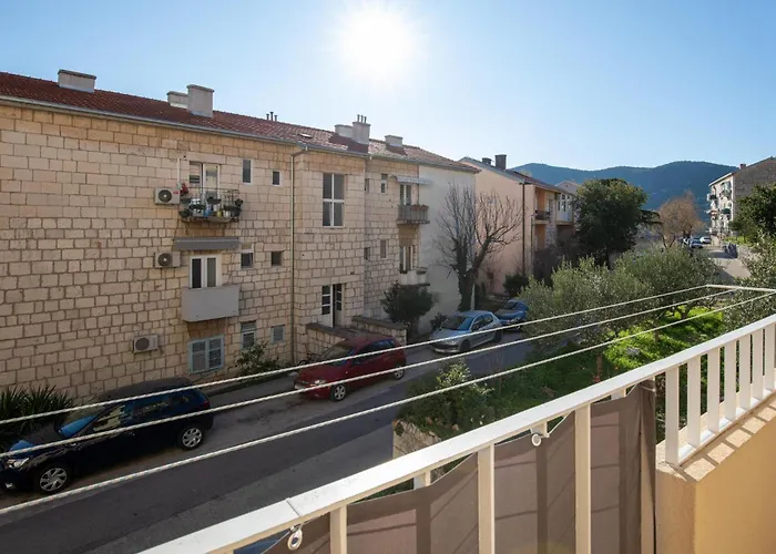 1 Bedroom Lovely In Ploce (Dubrovnik-Neretva)