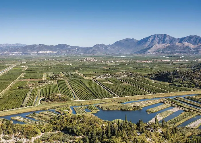 1 Bedroom Lovely In Ploce (Dubrovnik-Neretva)